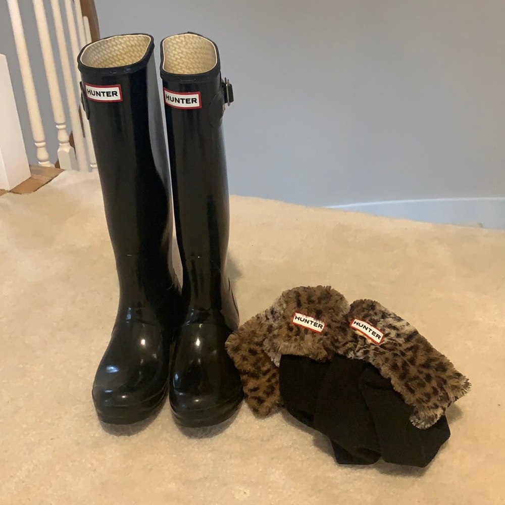 Euc Hunter original tall boots with socks